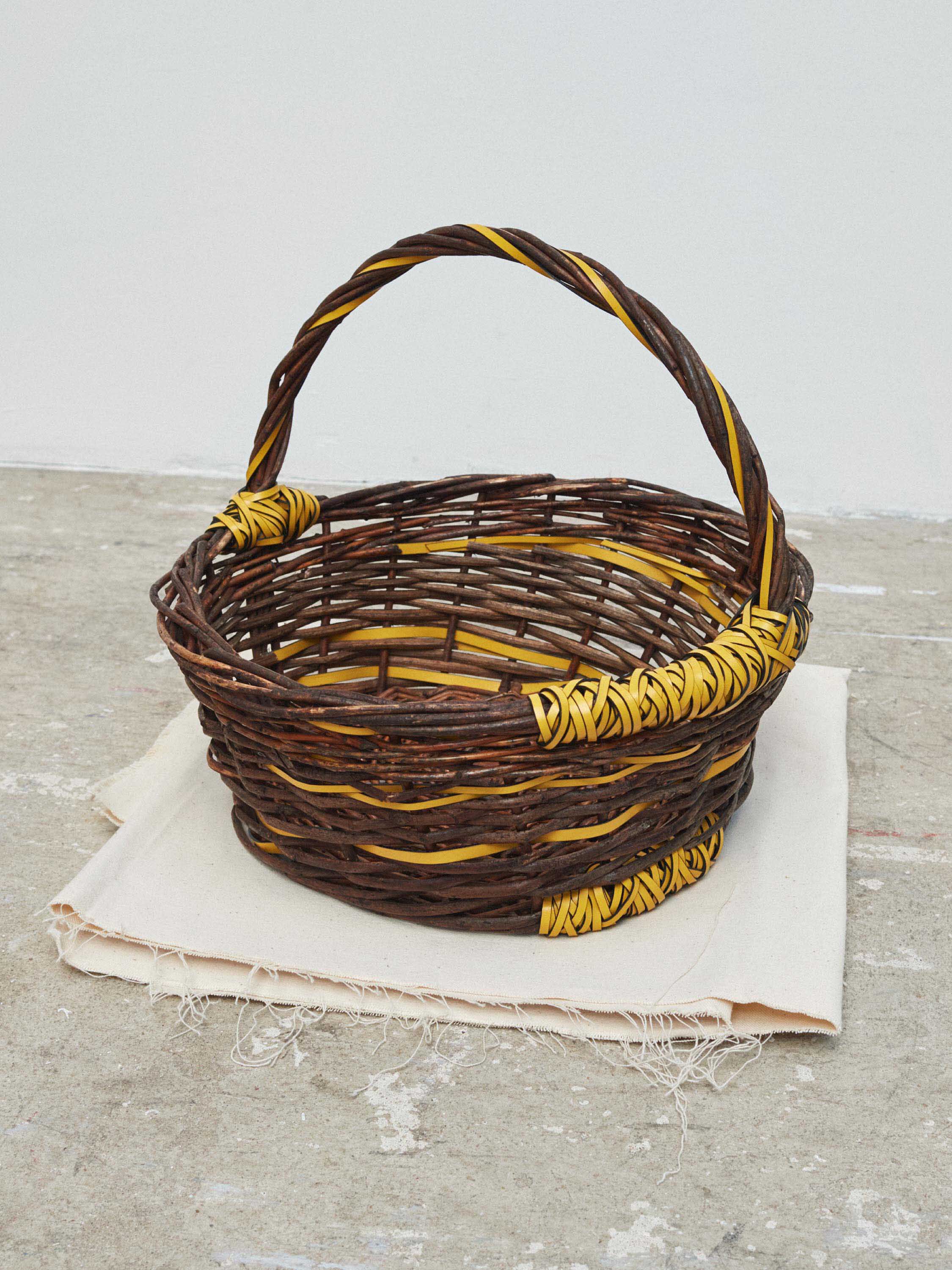 LOEWE Salone Weave Restore Renew